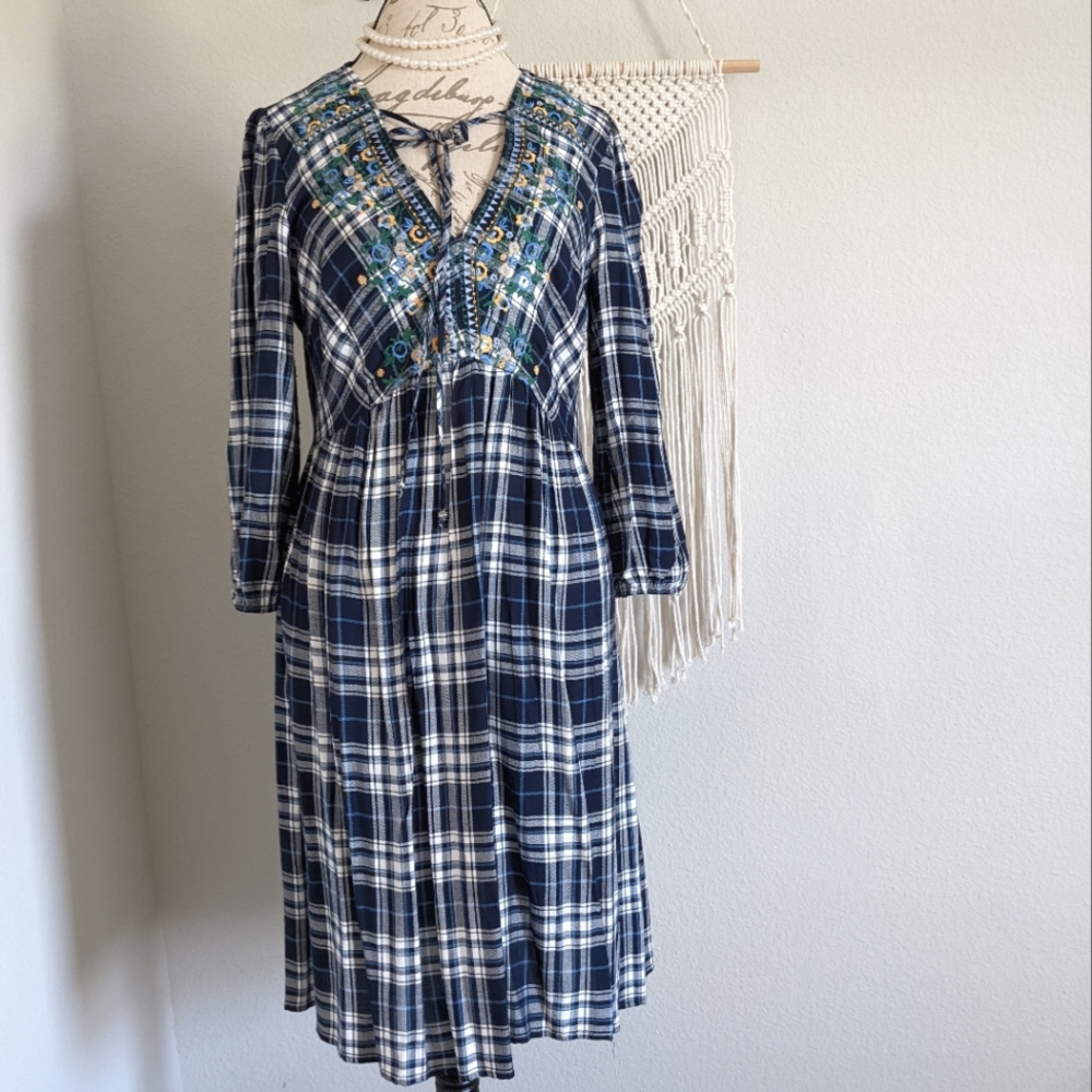 Westport Plaid Midi Dress Embroidered Floral